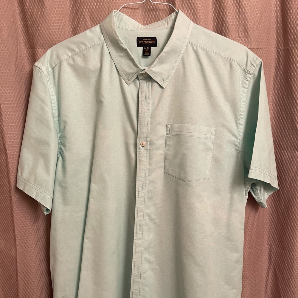 Button Down - Light Green
